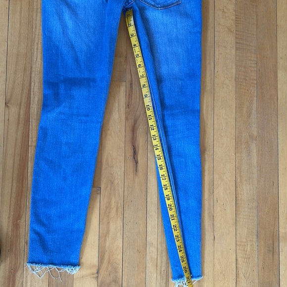 BillaBong High Waist Distressed Jeans 👖 - Picture 3 of 4